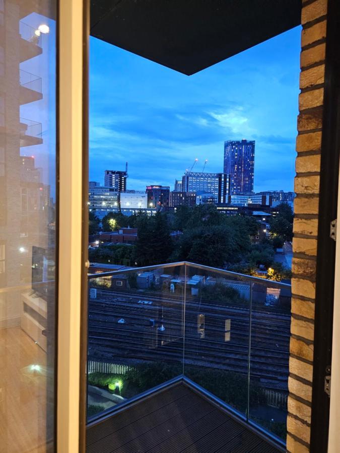Santina Apartments Croydon Luaran gambar