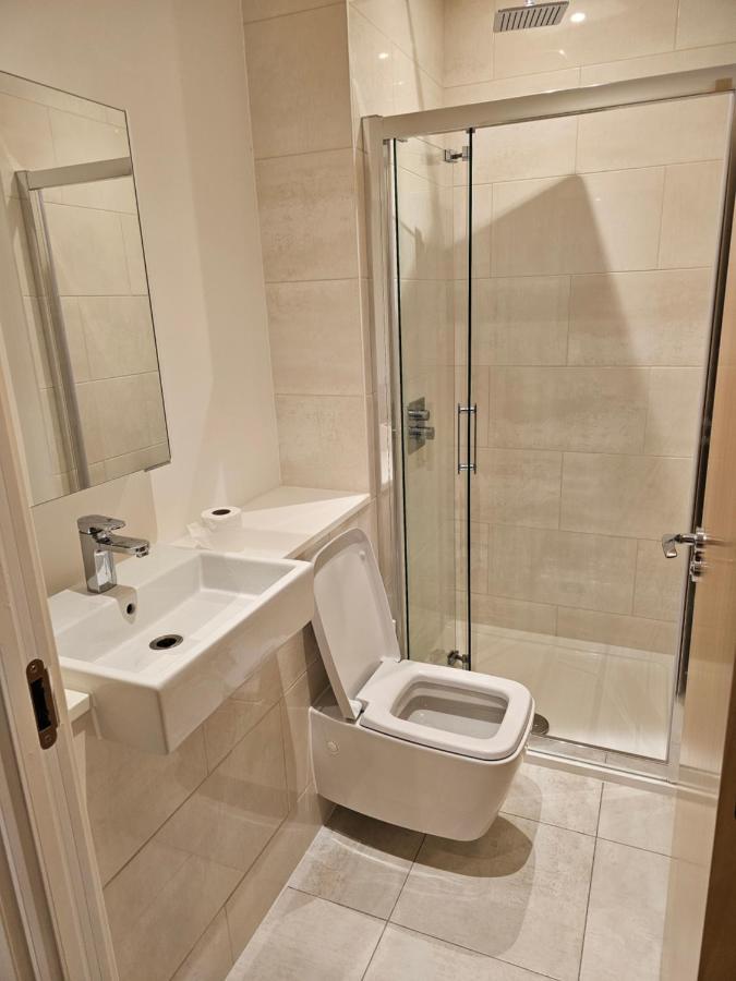 Santina Apartments Croydon Luaran gambar