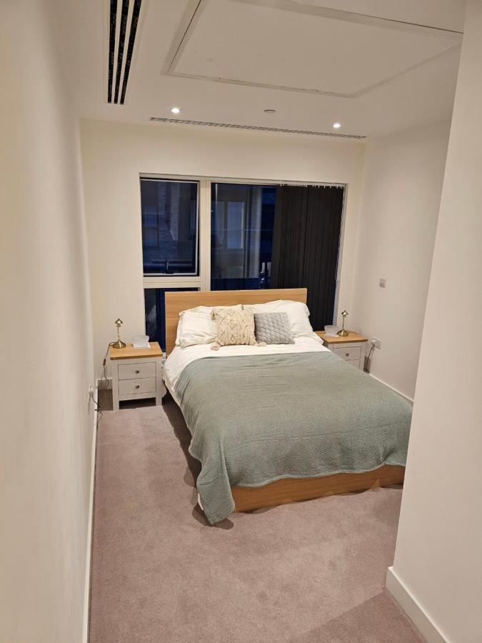 Santina Apartments Croydon Luaran gambar