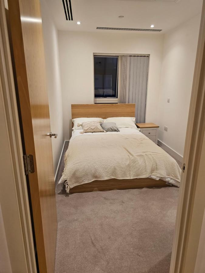 Santina Apartments Croydon Luaran gambar